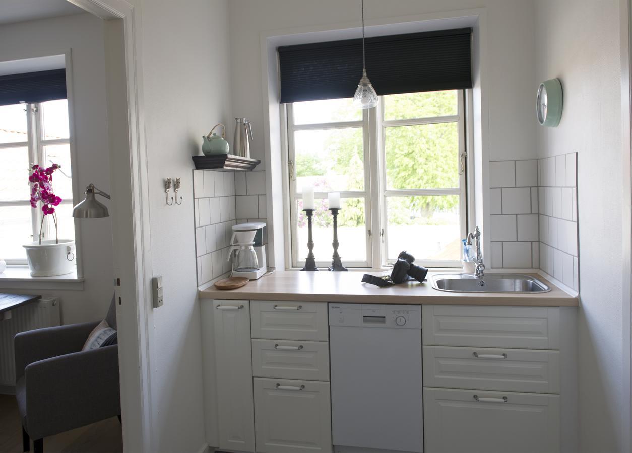 Hotel Pa Torvet Ærøskøbing Buitenkant foto
